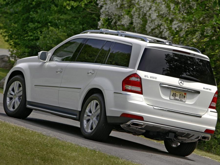  Mercedes-Benz GL350 BlueTEC 2009 года  (US) (фото 4 из 8)